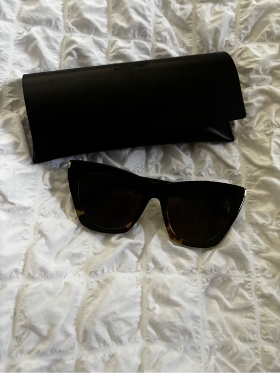 Yves Saint Laurent Black & Tortoise Shell Oversized Cat-Eye Sunglasses main image 8
